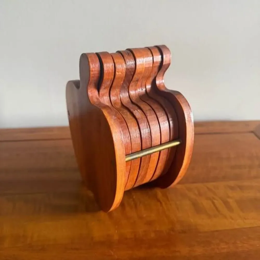 Vintage Wooden Apple-Shaped Coasters with Holder - Set of 6